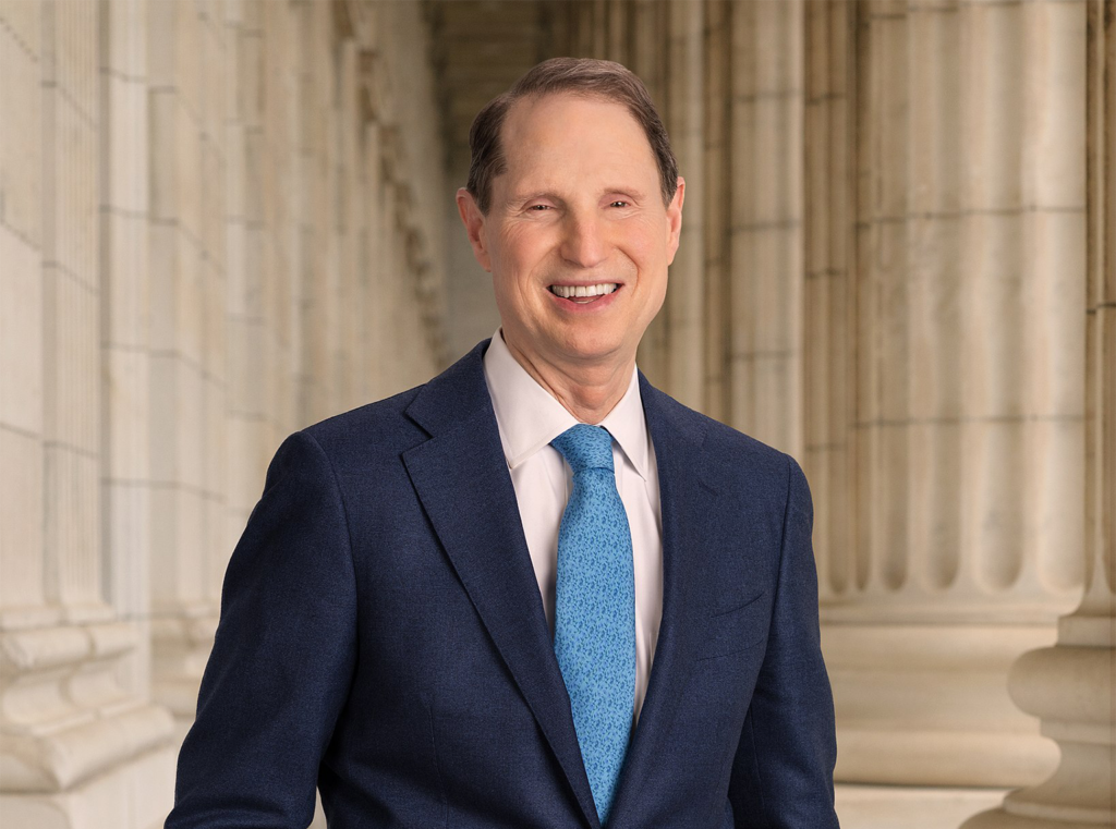 Senator Ron Wyden’s Billionaires Income Tax — #TaxBillionaires